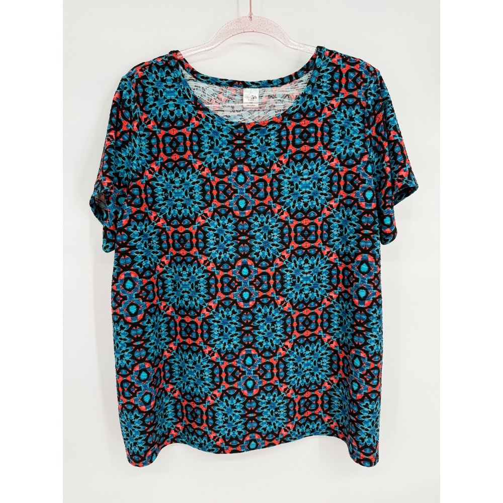 East 5th Woman Teal Blue Coral Geometric Kaleidoscope Short Sleeve Top Sz 1X